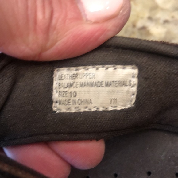 Volatile flip flops - Picture 5 of 6